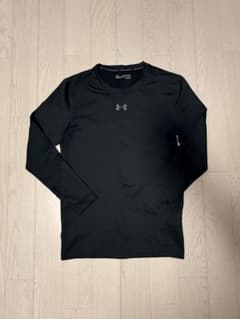 UNDER ARMOUR アンダーシャツ 長袖 ブラックのサムネイル