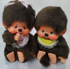 Monchhichi, estimated to be from 1974, approximately 20cm tall, in near-new, excellent condition.