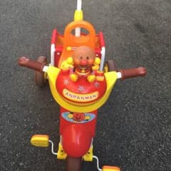 値下げしました。 一台アンパンマン三輪車 三輪車 双子のサムネイル