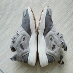 Reebokスニーカー、レディースのサムネイル