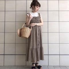 フーズフーチコ 小花柄前あきシャーリングワンピースのサムネイル