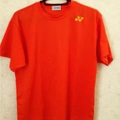 YONEXのTシャツのサムネイル