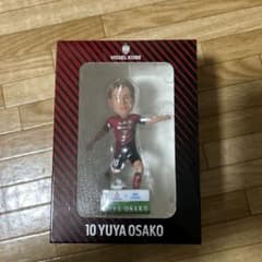 VISSSEL KOBE 大迫　勇也フィギュア 10 Vissel Kobe Yuya Osako フィギュア 10番 - メルカリ