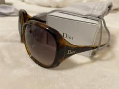 DIORサングラスのサムネイル