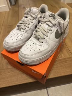 NIKE ナイキ　エア フォース 1 '07 MFJ4146 カーキのサムネイル