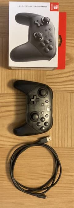 【ジャンク】Switch純正 Proコントローラー プロコンのサムネイル