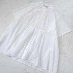MidiUmi スタンドカラー刺繍レースシャツ ブラウス フリル ギャザー 白 
