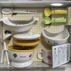 【新品】ミキハウス　テーブルウェアセットのサムネイル