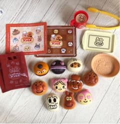 moca様専用＊アンパンマンパン工場　パンのサムネイル