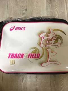 新品未使用asicsエナメルバックのサムネイル