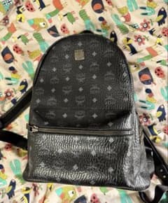 a*u様 MCM Small medium size 黒 リュック⚠️【説明読んのサムネイル