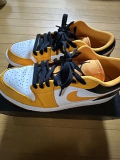 NIKE ジョーダン1 Low タクシー taxiのサムネイル