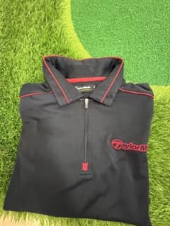 TaylorMade ゴルフシャツ ブラック レッド ハーフジップのサムネイル