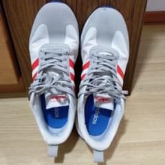 アディダス　スニーカー　値下げのサムネイル