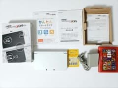 Newニンテンドー3DS LL ホワイト 本体　上下IPS液晶のサムネイル