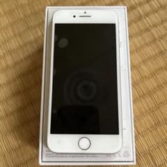 oasis様専用Apple iPhone8のサムネイル