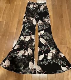 【新品・未使用】ZARA フレアパンツのサムネイル