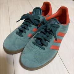adidas GAZELLE スエード スニーカー グリーン オレンジのサムネイル