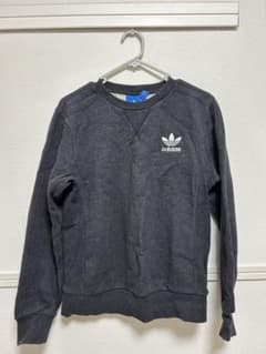 adidas オリジナル　トレーナーのサムネイル