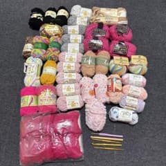 毛糸まとめ売り 約57玉＋かぎ針5本セットのサムネイル