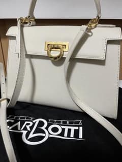 カルボッティ 白 Carbotti ショルダーバッグ エレナのサムネイル