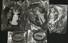 ツイステ ラバーチャーム＆アクリルスタンド マレウス＆シルバー＆リリアのサムネイル