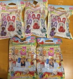 シルバニアファミリー 赤ちゃんカラフルウサギコスチューム 赤ちゃん工作だいすきのサムネイル