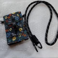 ❗レア❗SUPER BEAVER スマホショルダー サコッシュ KiU コラボ - メルカリ