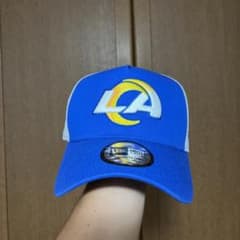 【送料込み】ニューエラ　la キャップのサムネイル
