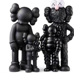 KAWS ♯2 FAMILY BLACK メディコムファミリーブラック - メルカリ