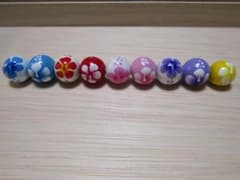 ハイビスカス柄ウッドビーズ 【ハワイで購入】 9個セット（9種類