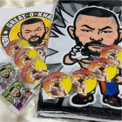 【値下】新日本プロレス　モバガチャ　グレートオーカーン　タオル　バッジ　アクキーのサムネイル