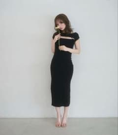 ANDMARY ブラックノースリーブニットワンピース ANDMARY ブラックノースリーブニットワンピース - メルカリ