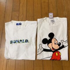 (値下げ)ディズニーTシャツ2枚セット(白)のサムネイル