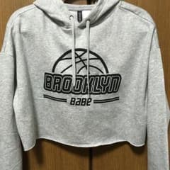 パーカーのサムネイル