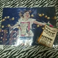 sachie様専用　浜崎あゆみ　TA限定品♡クリアポスター&非売品Tシャツのサムネイル