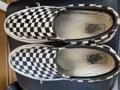 VANS スリッポン スニーカー 箱付き 【断捨離中様専用】のサムネイル