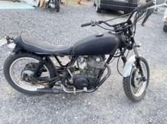 SR400 シートのサムネイル