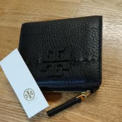 美品♪トリーバーチ  折り財布のサムネイル