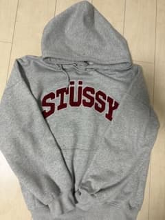STÜSSY パーカーのサムネイル