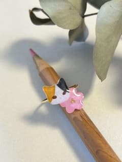 ハンドメイド 三毛猫とお花のリング （フリーサイズ）のサムネイル