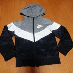 NIKE　ナイロンジャケット　XS  120-130　ウィンドブレーカーのサムネイル