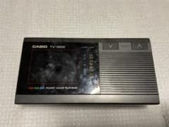 1985年製／CASIO／ポケットカラーテレビジョン。モデル／TV-1000