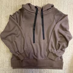 Chez toi  パーカーのサムネイル