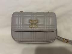 ライトグレー キルティングショルダーバッグ