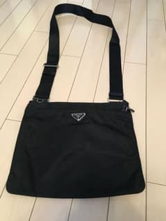 いぢわるばあさん様専用のPRADA プラダ ショルダーバッグ ブラックのサムネイル
