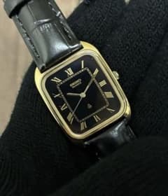 セイコー ローマン数字 黒文字盤 新品革ベルト 稼動品