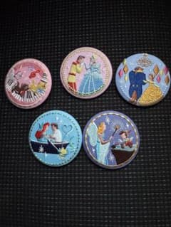 ディズニー 刺繍缶バッジ 5種セットのサムネイル