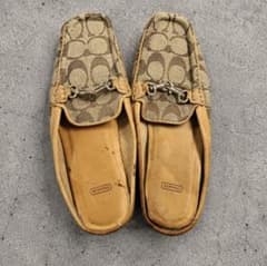 COACH コーチ シグネチャー ローファー ミュール サンダルのサムネイル