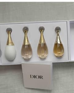 Dior 香水セット 4本 ギフトボックス入り バースデーギフト - メルカリ